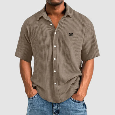 Trendiges Herrenhemd mit Button-Down-Kragen