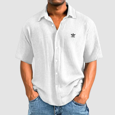 Trendiges Herrenhemd mit Button-Down-Kragen