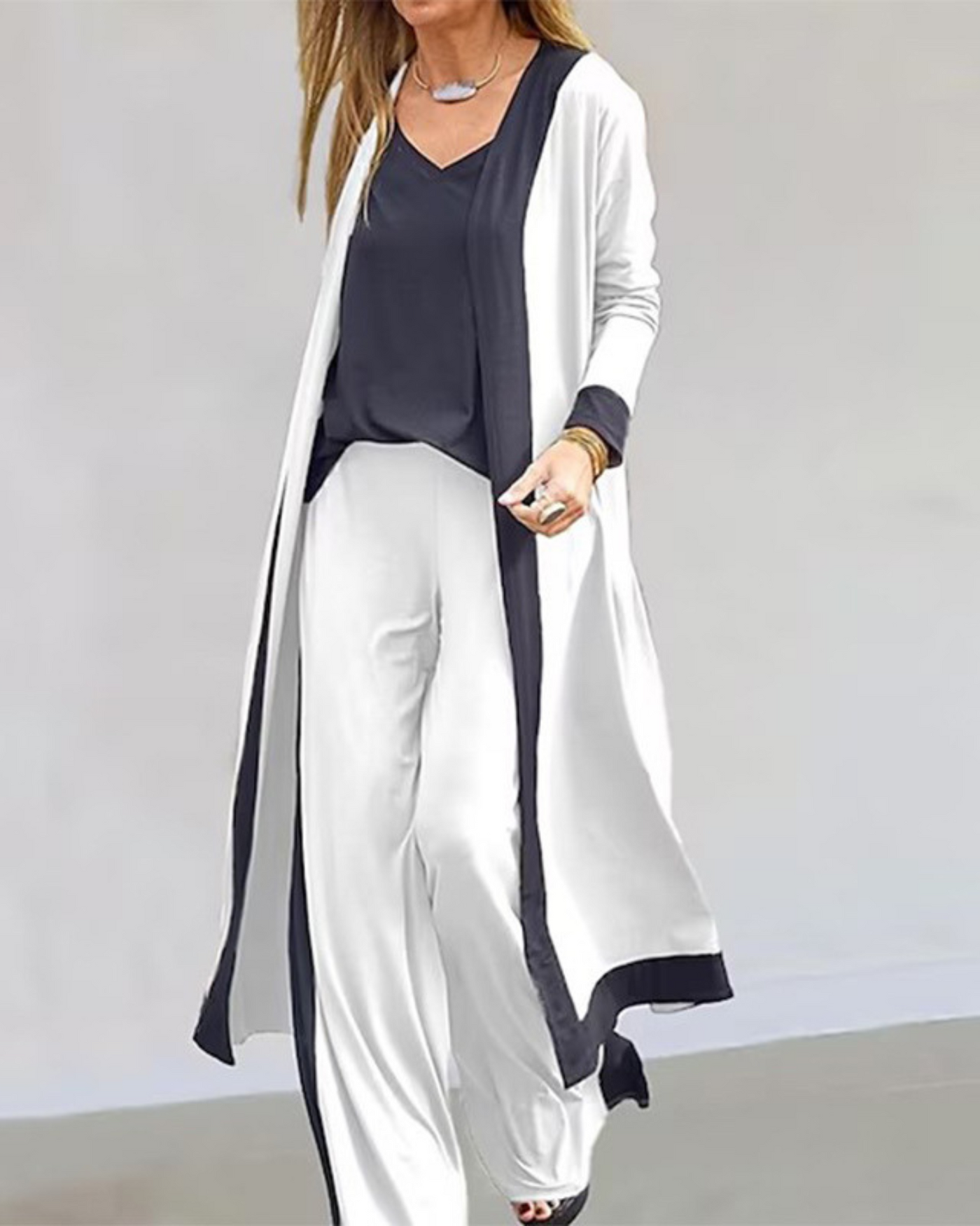Schlankmachender Anzug mit Weste Geschenk | Dresshood™